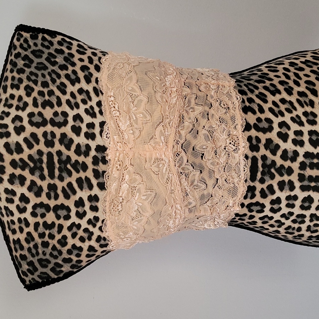 Nwt Lace Bandeau Signature 8 Sz Lg Peach Color Nwt Lace Bandeau Signature 8 Sz Lg Peach Color